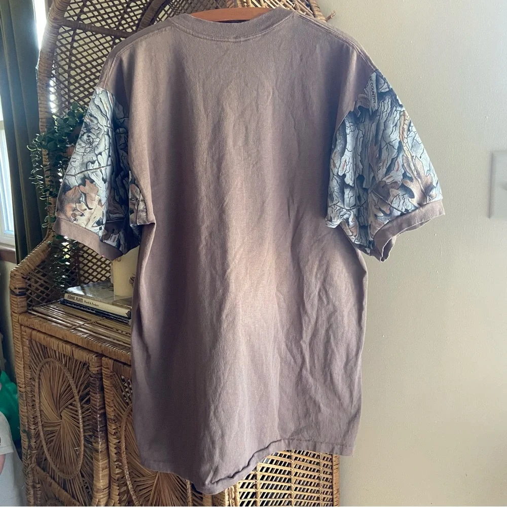 Vintage 90’s Camo Deer Graphic Tee
